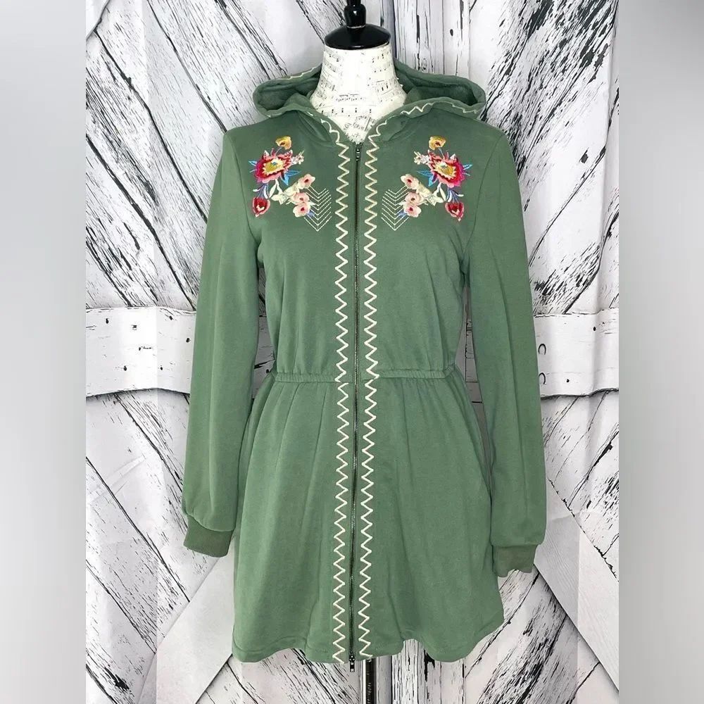 Solitaire Embroidered Full Zip Tunic Hooded Sweatshirt Green Size M
